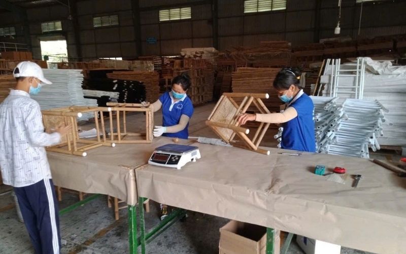 Bamboo Furniture Production in Bamboo Legend